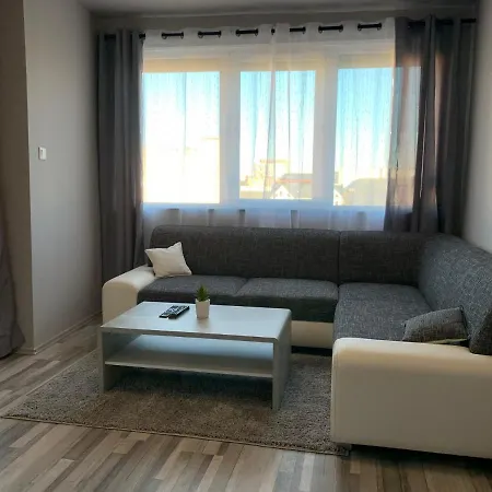 Backyard Apartament *