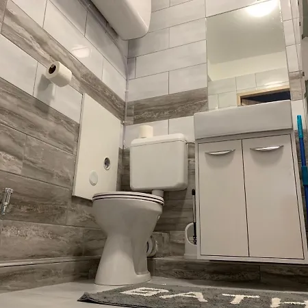 Backyard Apartment Miskolc